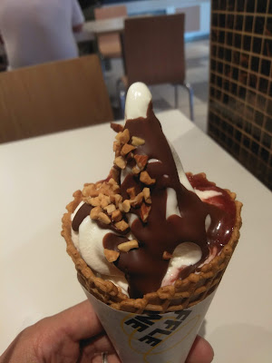 맥도날드 시노자키역앞점 사진 2