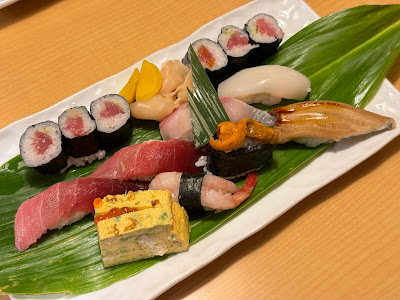 Yoshi Sushi 사진 2