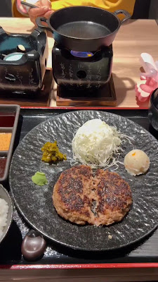 HALAL WAGYU STEAK ,HAMBURG & GYUKATSU KAGAYAKI UENO 사진 2