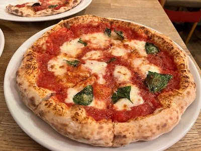 La PIZZA 사진 4