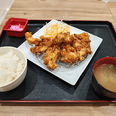 からあげ、定食、丼 がブリチキン。アリオ川口店 사진 4