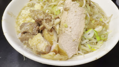 豚ラーメン 蕨本店 사진 2