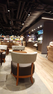 Tully's Coffee Shinjuku Sumitomo Building 사진 2