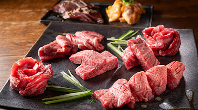 まっちょまっちょにくにく六本木店— Japanese BBQ Niku Niku WAGYU 사진 2