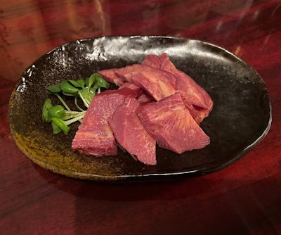 馬刺し専門店 波津馬 居酒屋 新宿三丁目 사진 2