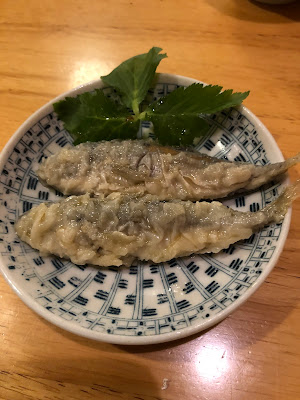 直ちゃん 吉祥寺 ハモニカ横丁 牛たん 焼き鳥家庭料理 カウンター 사진 2