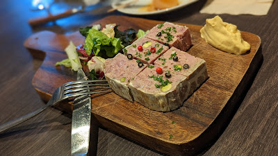草加パリ食堂 エルブ 사진 4