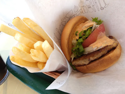 Mos Burger Aeon Yokohama Shinyoshida Store 사진 2