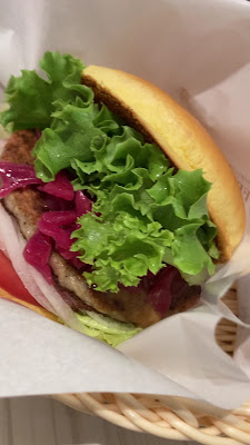 FRESHNESS BURGER South Wood 사진 2