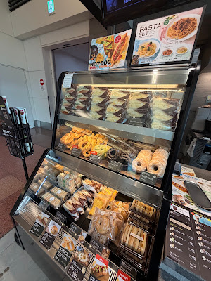 TULLY'S COFFEE Haneda Airport T3 Shop 사진 5