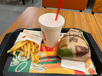 Burger King - Ontakesan Station 사진 2