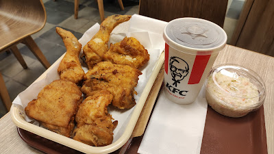 KFC Sakurashinmachi 사진 2