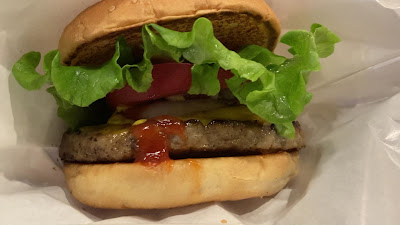 FRESHNESS BURGER Seijō-gakuen 사진 2