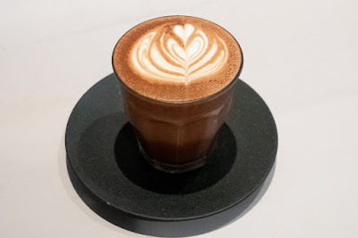 LATTE GRAPHIC Azabudai 사진 4