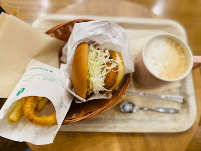 MOS & CAFE Nishi-Kasai Station North Entrance Shop 사진 3