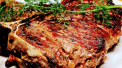 BURG HOLIC - BlackAngus Steak and Hamburger Restaurant - Western Tex-mex food 사진 3