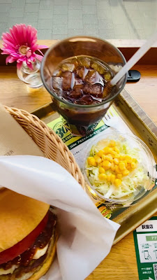 FRESHNESS BURGER Ogikubo 사진 2