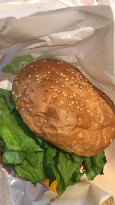 FRESHNESS BURGER Shin-okubo 사진 2