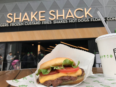 Shake Shack Tokyo Dome 사진 3