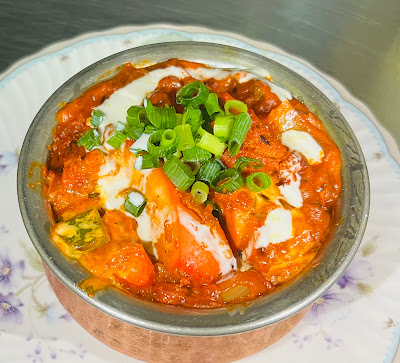 INDIAN RESTURANT EVEREST KITCHEN 사진 4