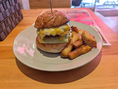 9 Hamburger & Dining Bar 사진 4