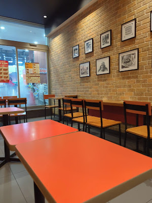 Burger King - MEGA Don Quijote Omori Sanno 사진 2