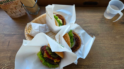 FRESHNESS BURGER Mukogaoka-Yuen 사진 5