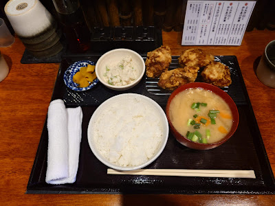 とん汁とからあげの専門店 ばくばく 田町・三田店 사진 3
