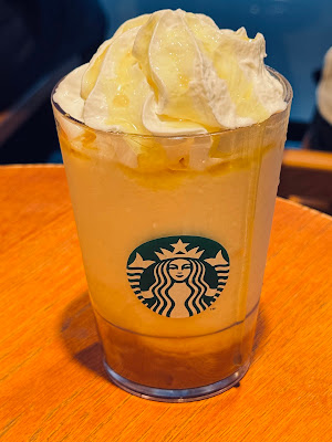 Starbucks Coffee - Shinjuku L Tower 사진 2