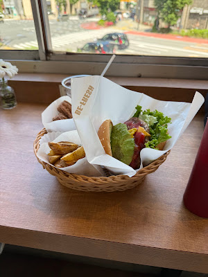 FRESHNESS BURGER Kanda Suda 사진 4