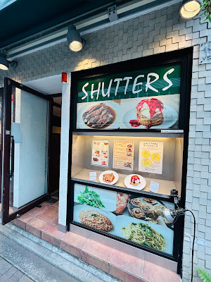 SHUTTERS 사진 3
