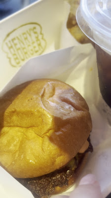 Henry's Burger Harajuku 사진 2