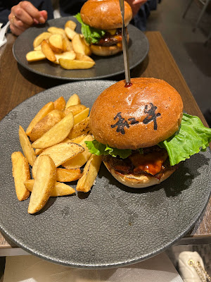 Wagyu & Vegan Hamburger (Halal Gluten Free) Tokyo Ginza Restaurant 사진 4