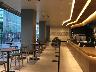 Starbucks Coffee - Keio Shinjuku 3-chome Building 사진 3