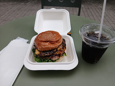 GENUINE BURGER TOKYO DOME CITY 사진 4
