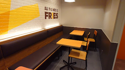Burger King - Shimo-Kitazawa Station South Entrance 사진 2