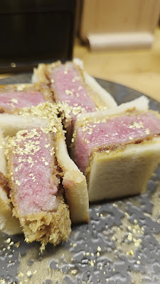 Kobe Beef Wagyu Halal Hamburger Pizza & Steak (Vegan Gluten Free) Ginza Restaurant 银座 神户 和牛 餐厅 사진 2