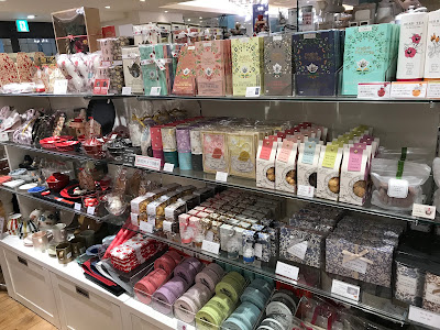 Afternoon Tea Living atré Ueno Store 사진 4