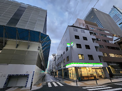 패밀리마트 토라노몬1쵸메점 사진 3