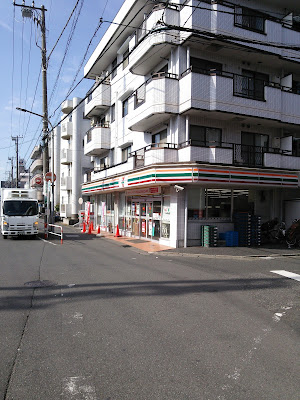 7-Eleven Ichikawa Minamigyōtoku-eki Kita 사진 3