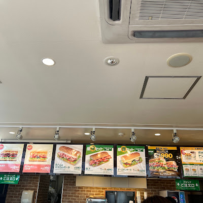 Subway Jiyugaoka 사진 4