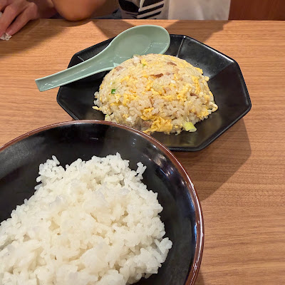 横浜家系ラーメン 町田商店 五反田店 사진 4
