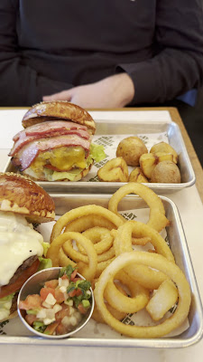 THE GREAT BURGER STAND 사진 2