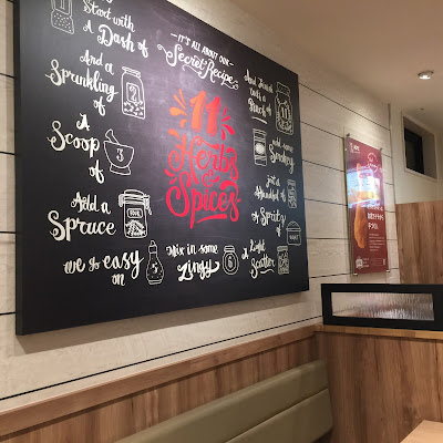 KFC Oizumigakuen Branch 사진 4