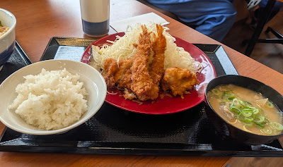 かつや 足立入谷店 사진 3