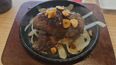 ステーキ&ハンバーグ IZAKAYA 사진 2
