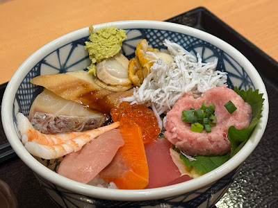 魚河岸 まぐろ市場上野アメ横店 사진 4