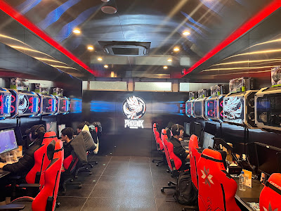 eSPORTS CAFE PHOENIX 池袋2号店 사진 2