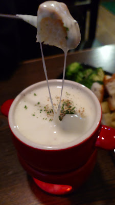 肉バルミッション 新宿西口店 사진 2