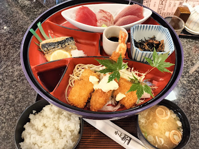 串焼うなぎ活魚 かど新 西口店 사진 3